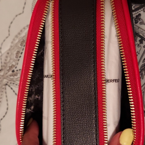 NEW Karl Lagerfeld Camera Handbag - Picture 6 of 8